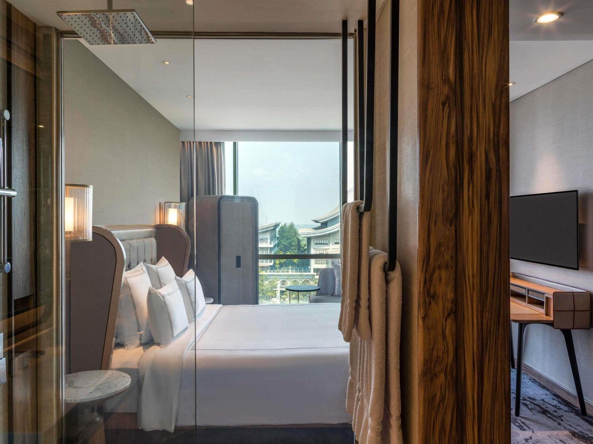 Premier Twin Room