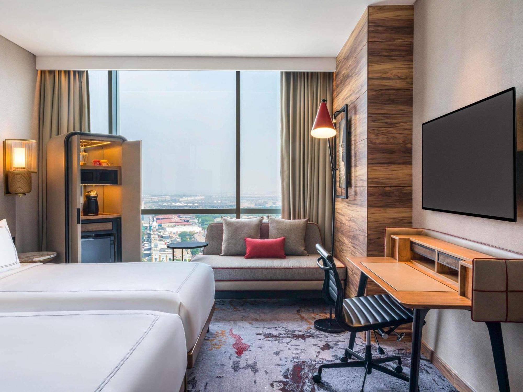Premier Twin Room